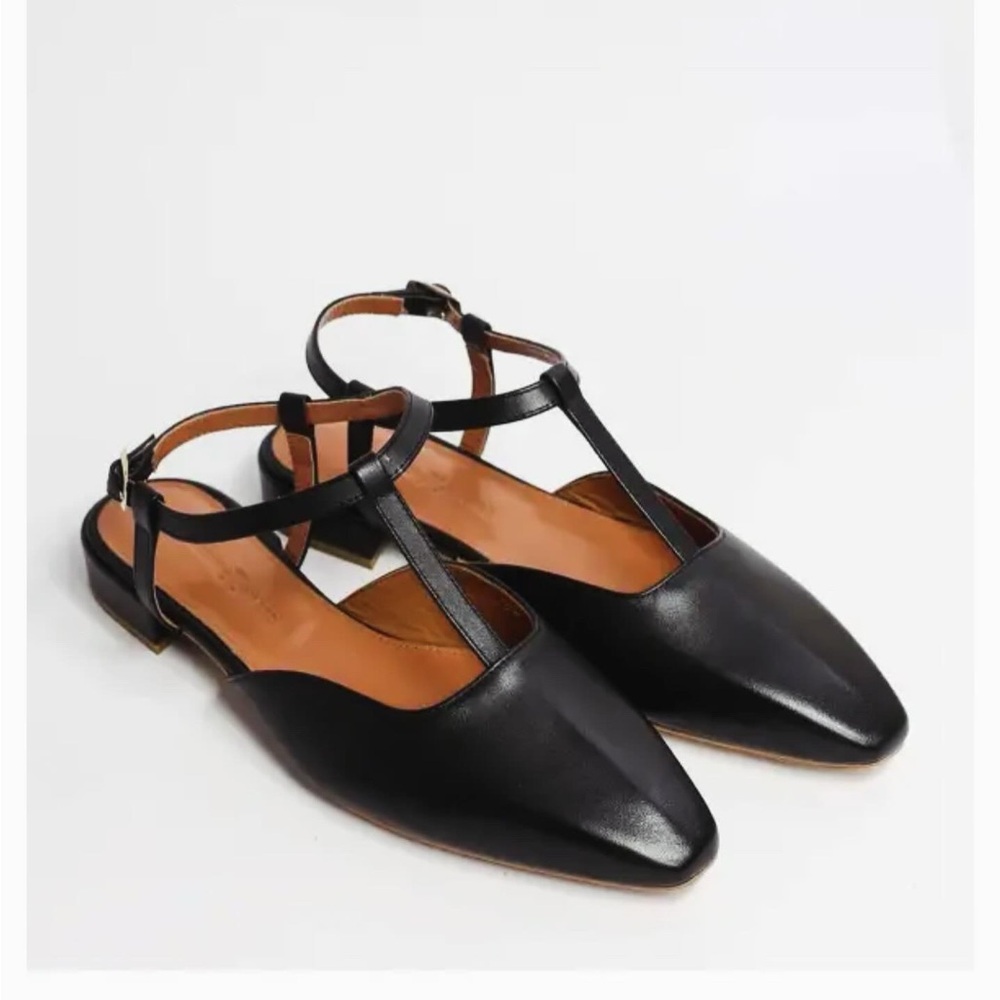 Classic flat leather shoes
